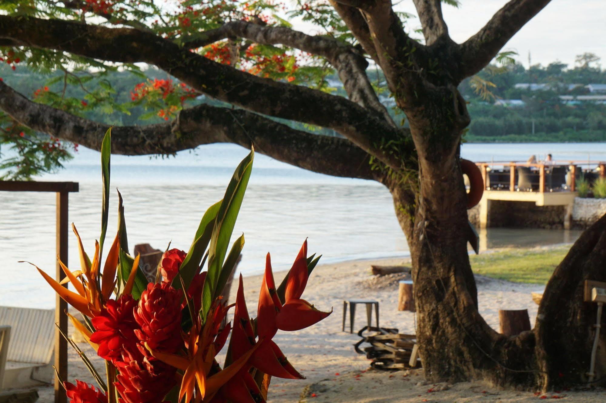Chantillys On The Bay Port Vila Esterno foto