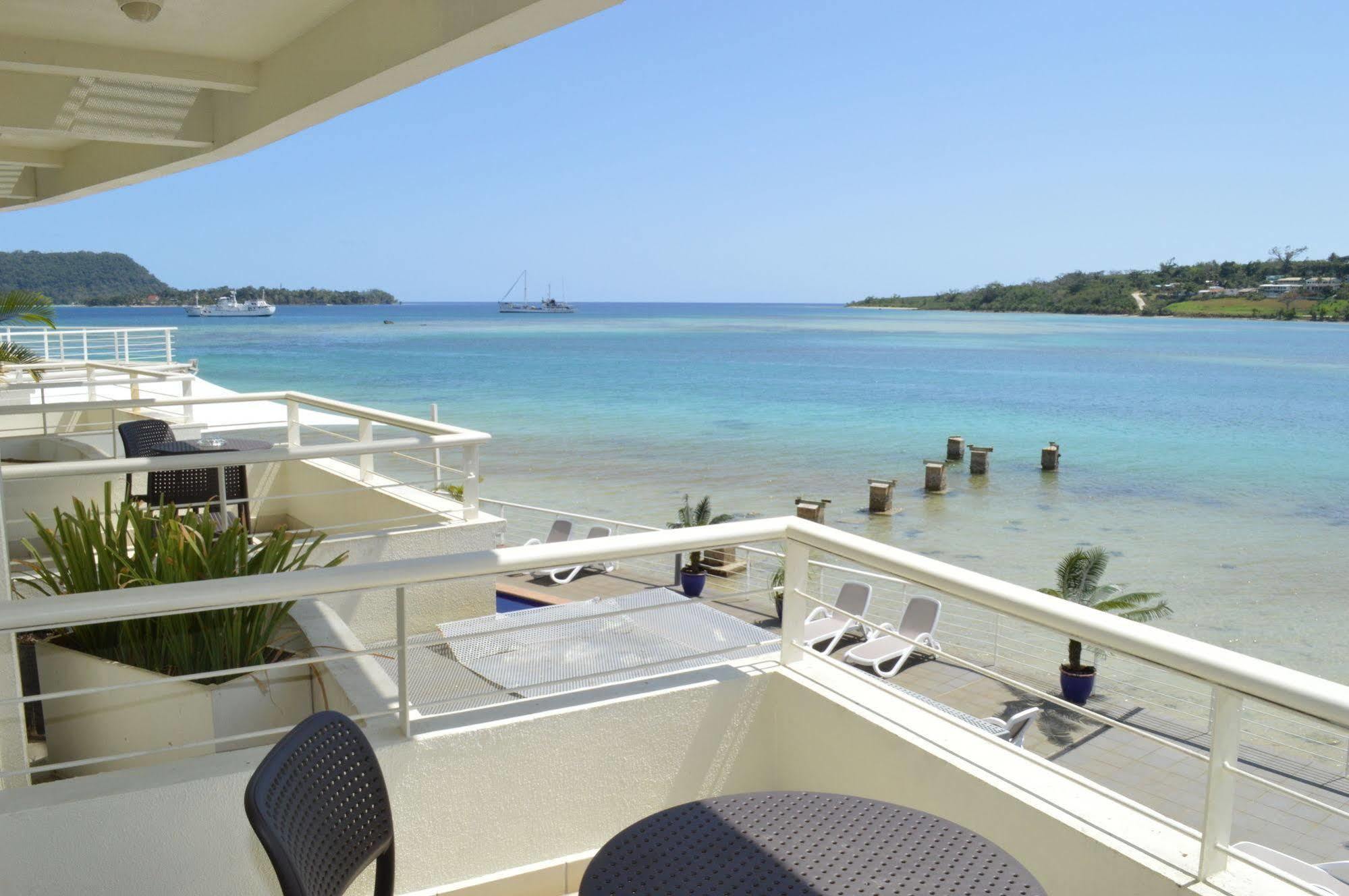 Chantillys On The Bay Port Vila Esterno foto